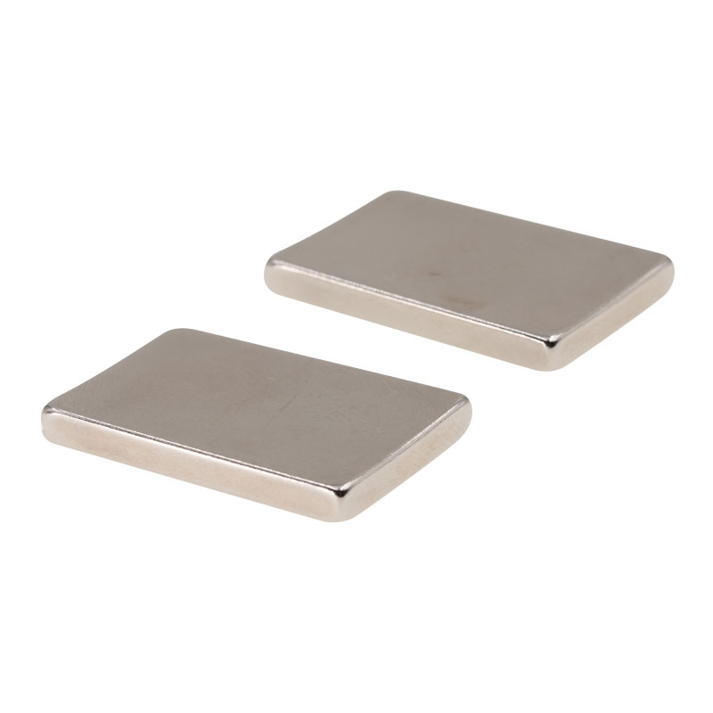 Maighnéad le haghaidh aerfheithicil gan foireann