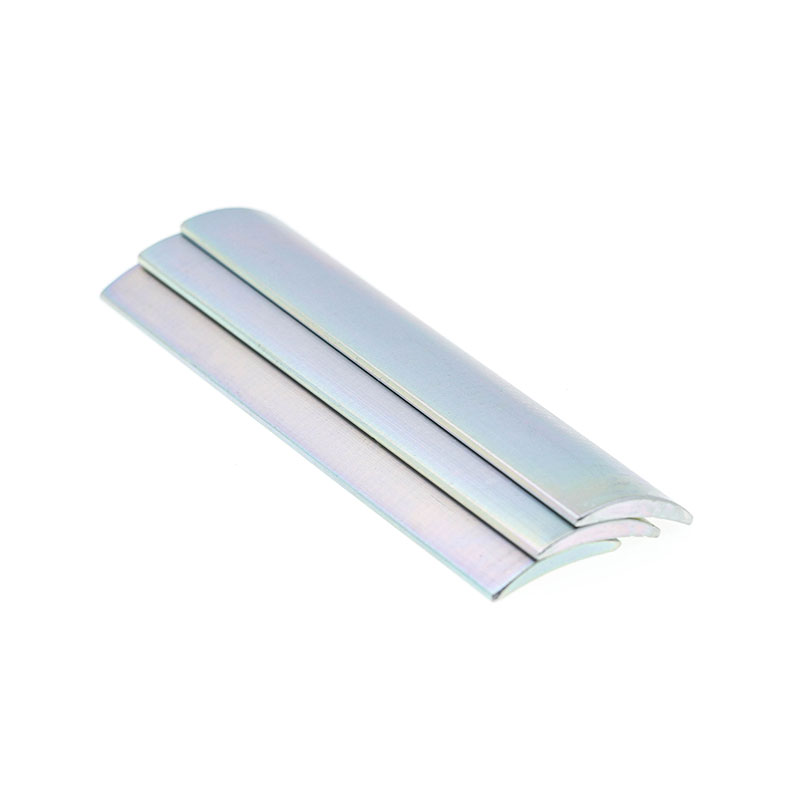 Stua/ Tíleanna/ Deighleog Maighnéad Buan