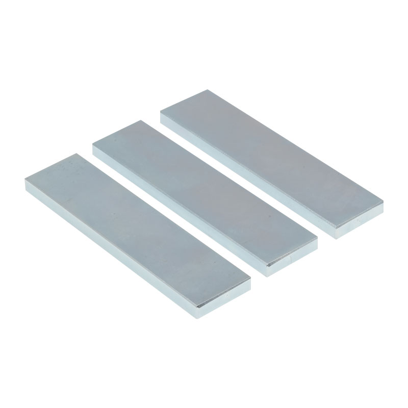 Comhbhrúiteoir aerchóirithe feithicle leictreacha