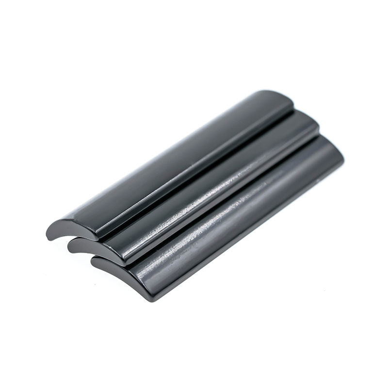 Stua/ Tíleanna/ Deighleog Maighnéad Buan