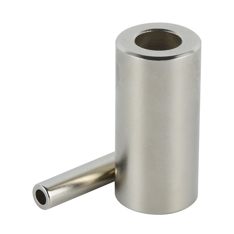 Maighnéad mótair creathadh