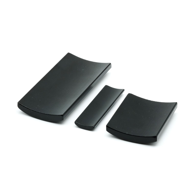 Stua/ Tíleanna/ Deighleog Maighnéad Buan